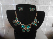 STUNNING NECKLACE&EARRINGS