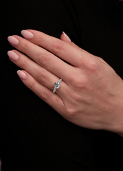 Timeless Beauty in Round Cut Engagement Rings for Modern Couples