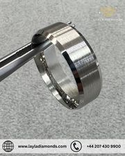 Mens Platinum Engagement Bands with 7mm Polished Edge